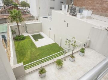 Casa · 450m² · 9 Ambientes · 2 Cocheras · Venta Casa en Macrocentro Permuto