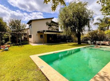 Casa · 170m² · 6 Ambientes · 2 Cocheras · Venta Casa en Cadaques (Funes Hills)