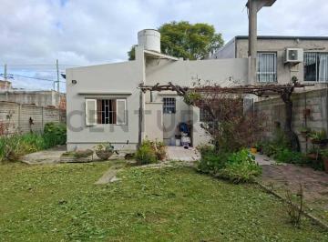 Casa · 100m² · 3 Ambientes · 1 Cochera · Casa en Alquiler en La Plata