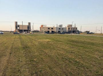 Terreno · 312m² · ¡Venta! Lote en Campos de Manantiales ¡Apto Dúplex! ¡Posesión Inmediata!