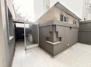 Departamento · 60m² · 3 Ambientes · Departamento - Plaza Mitre con Patio y Lavadero Separado
