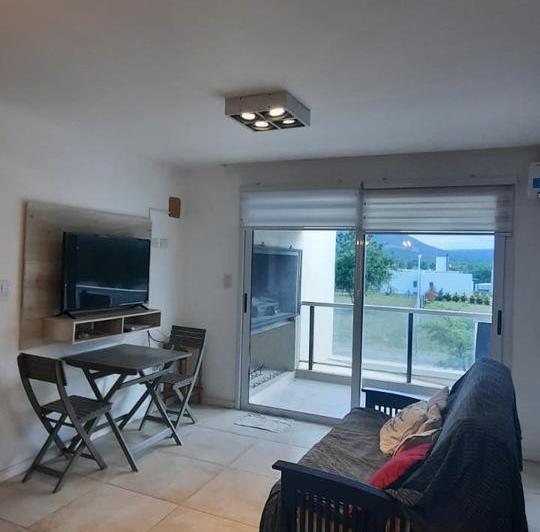 Departamento · 68m² · 2 Ambientes · 1 Cochera