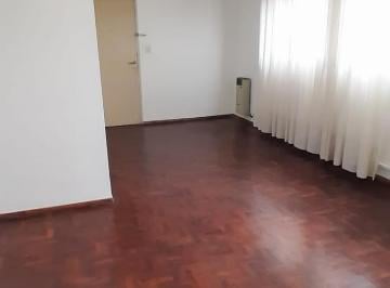 Departamento · 84m² · 6 Ambientes · 1 Cochera · Dpto 3 Dorm con Cochera - Centro / Nva Cba