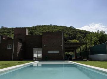 Casa · 120m² · 4 Ambientes · Casa 2 Dorm - Apto Credito - Rio Ceballos