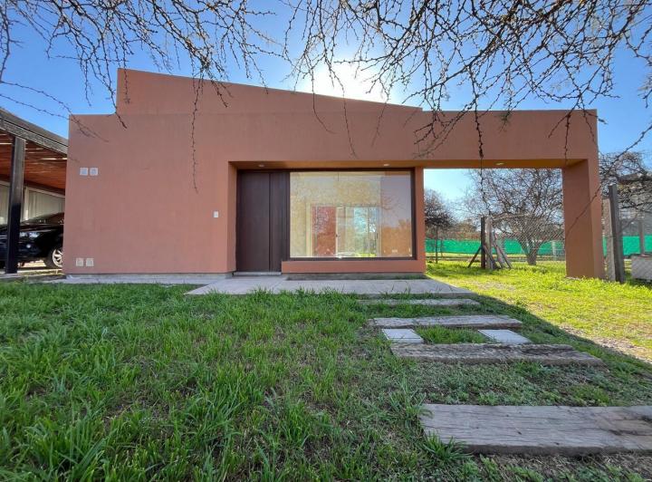 Casa · 89m² · 3 Ambientes · 1 Cochera