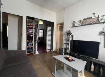 Casa · 98m² · 2 Dormitorios · 1 Cochera · Vende Casa Barrio Colinas Velez Sarfield
