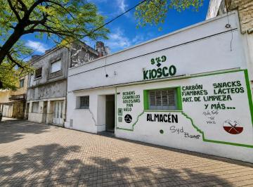 Casa · 152m² · 5 Ambientes · En Venta - Casa Al Frente 3 Dorm. a Reciclar Ideal Constructoras - Barrio España y Hospitales