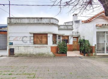 Casa · 130m² · 3 Dormitorios · Casa en Venta 3 Dorm. y Parque en La Plata