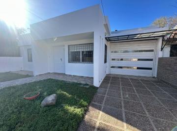 Casa · 111m² · 3 Ambientes · 1 Cochera · Venta Casa 2 Dorm. - Al Lado del Río - Mendiolaza
