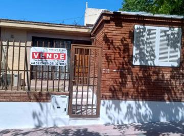 Casa de 6 ambientes, La Cieneguita · Casa Esquina con Departamento Independiente en B° Cementista II
