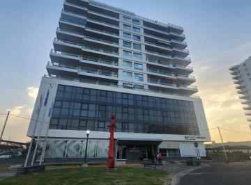 Departamento · 61m² · 3 Ambientes · Departamento en Alquiler en Puerto Amarras – 2 Dorm.