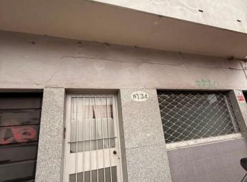 PH de 3 ambientes, Lanús · En Alquiler Sobre Av PH Tipo Casa Al Fte 3 Amb con 2 Patios en Lanus o