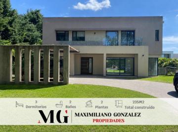 Casa · 220m² · 5 Ambientes · 1 Cochera · Casa Venta - Los Naranjos, Esteban Echeverría