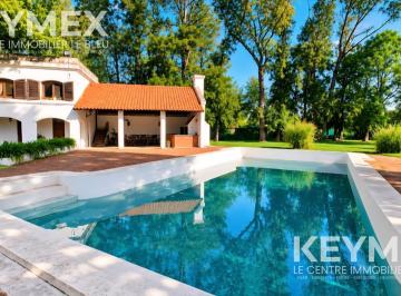 Campo · 600m² · 5 Ambientes · Venta de Chacra de 5 Ambientes en Moreno