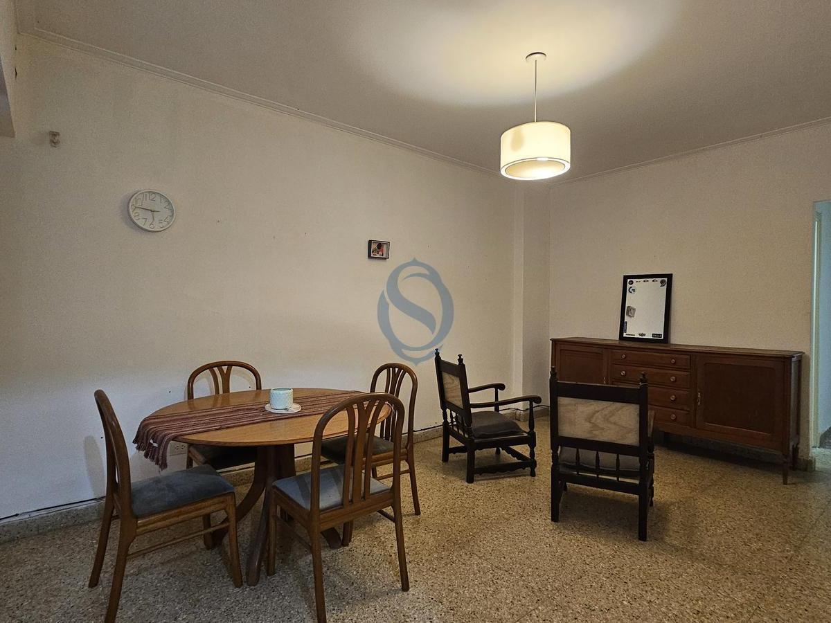Departamento 2 ambientes interno frente a Plaza Colon