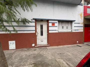 PH de 2 ambientes, La Paternal · La Paternal - PH Sin Expensas con 120 m² de Terraza - a Refaccionar