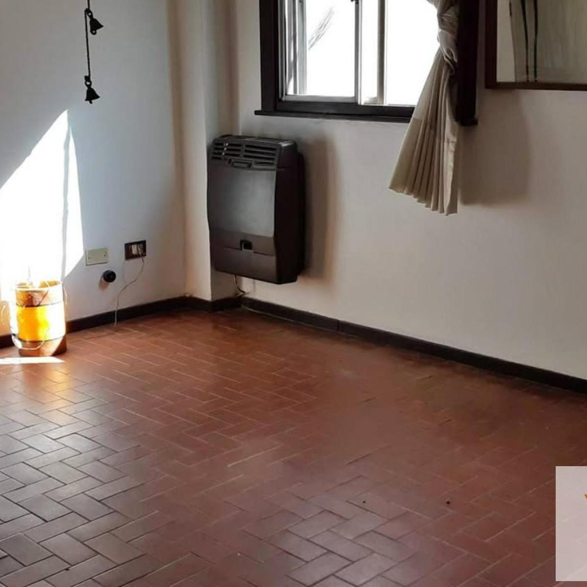 Departamento monoambiente en venta ubicado sobre calle Falucho e/ Catamarca y La Rioja