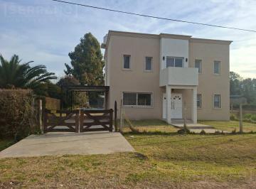 Casa · 161m² · 4 Ambientes · 2 Cocheras · Venta Casa 4 Ambientes, 3 Baños, Barrio Parque Sakura, Exaltación de La Cruz, Apta Credito