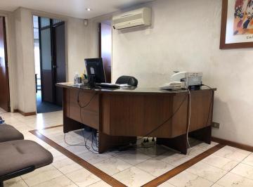Oficina comercial · 200m² · 5 Ambientes · Oficina - Balvanera