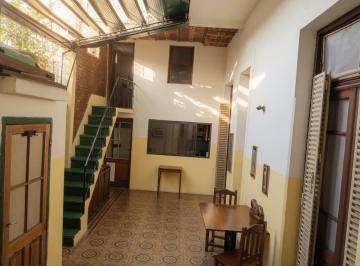 PH · 110m² · 3 Ambientes · PH en Barracas