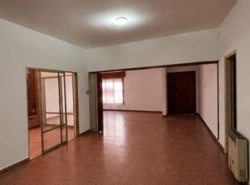 DIS-DIS-541_2 · Casa en Alquiler - Yapeyú