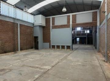 Bodega-Galpón · 600m² · 1 Cochera · Openhouse Alquila Flamante Local Comercial / Galpon