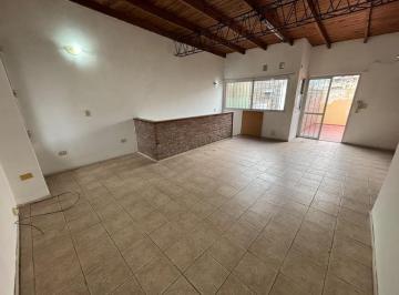 Departamento · 70m² · 2 Ambientes · Departdepartamento un Dormitorio, con Patio, sin Expensas Constitucion Al 800amento