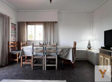 Departamento · 70m² · 4 Ambientes · 1 Cochera · Departamento en Venta - 3 Dorm. 2 Baños - Villa Gesell