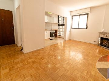 Departamento · 49m² · 3 Ambientes · Alquiler 3 Amb Funcional a La Calle - V. Urquiza
