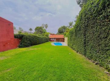 Casa · 269m² · 6 Ambientes · 2 Cocheras · Venta Chalet en Punta Chica, Palacio Sant Souci