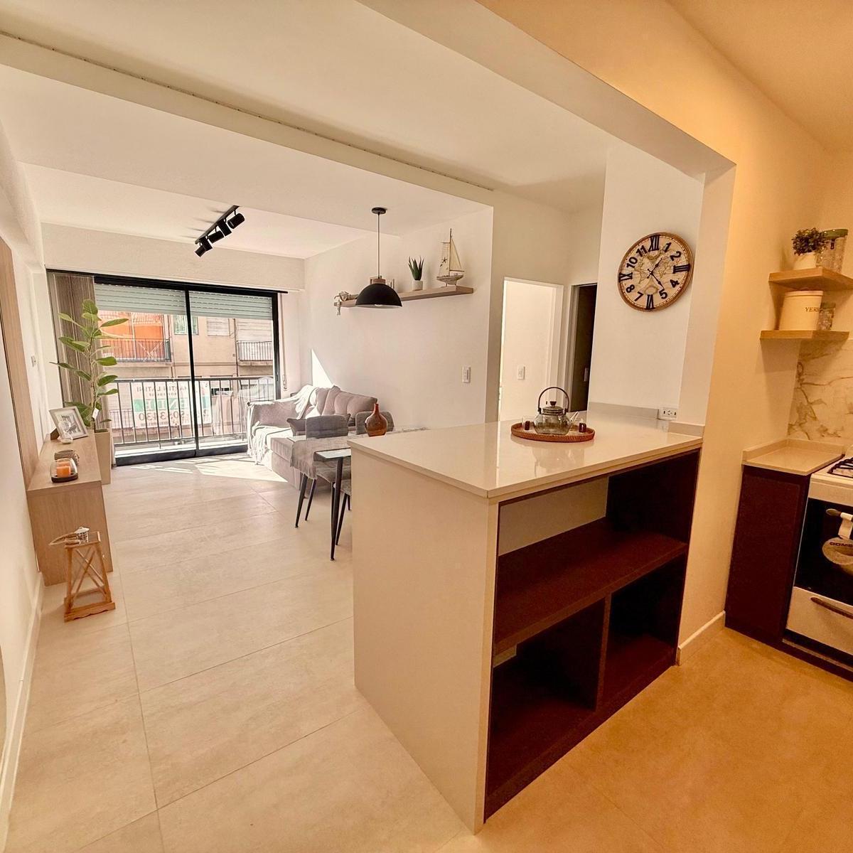 Departamento reciclado 2 amb, 42m² a estrenar — Centro