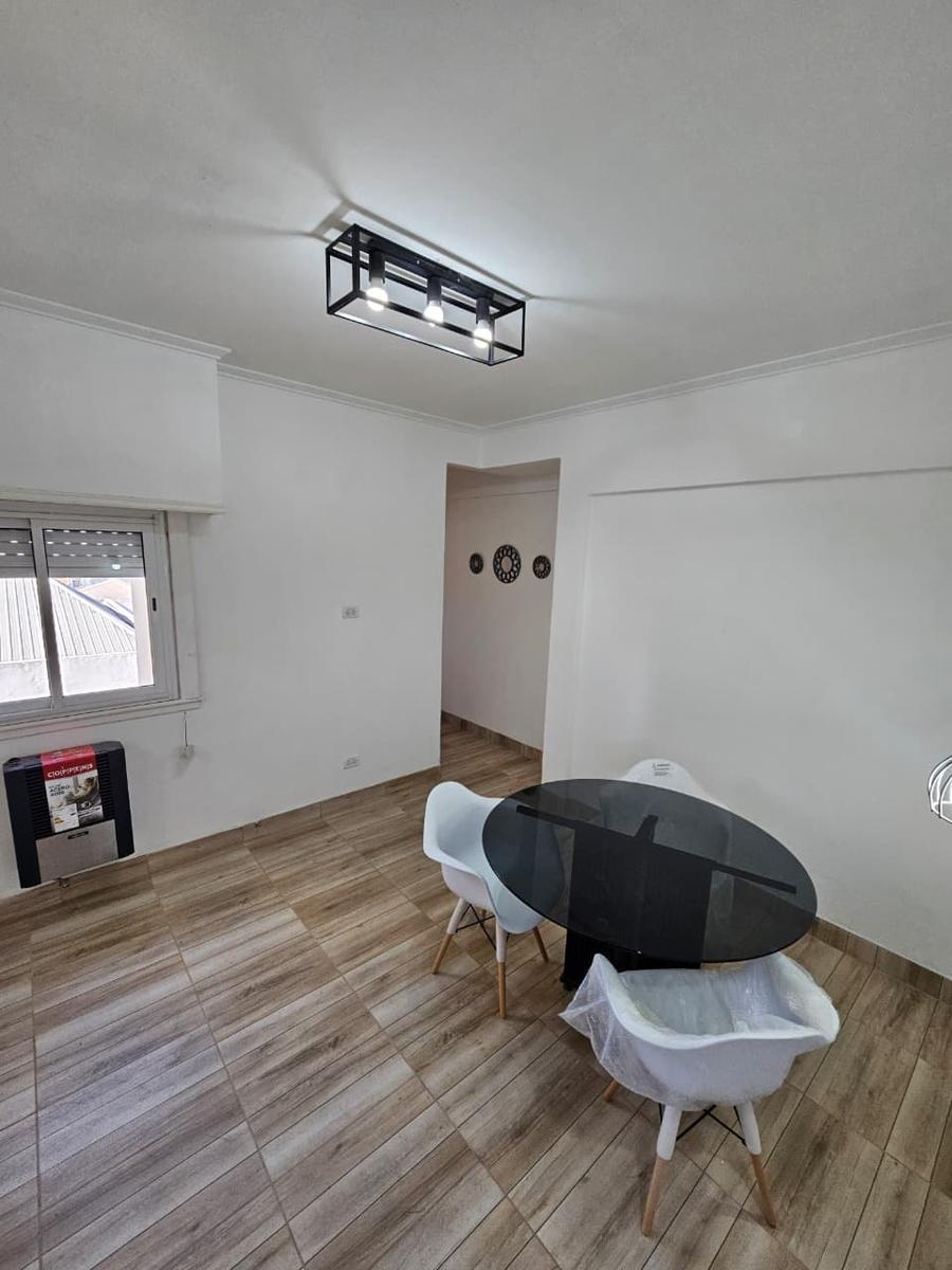 Departamento de 3 ambientes muy luminoso en excelente ubicación- Santiago del Estero 2800