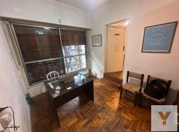 Departamento · 50m² · 3 Ambientes · 1 Cochera · Departamento en Venta - 2 Dorm. 1 Baño - Avellaneda