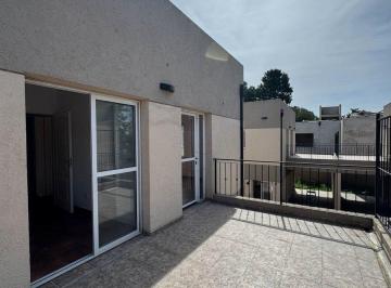 Casa · 72m² · 3 Ambientes · 1 Cochera · Alquiler Duplex 3 Amb. a Estrenar Ituzaingo
