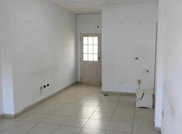 Local comercial · 32m² · 1 Ambiente · Local Comercial Al Frente - Alquiler Ramos Mejía