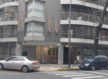 Departamento de 3 ambientes, Caballito · Excelente 3 Ambientes con Balcón Corrido y Cochera en Caballito