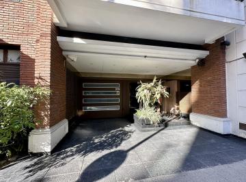 Departamento · 136m² · 4 Ambientes · 2 Cocheras · Departamento en Venta de 4 Ambientes Mas Dependencia, 2 Cocheras, Baulera. Apto Crédito.