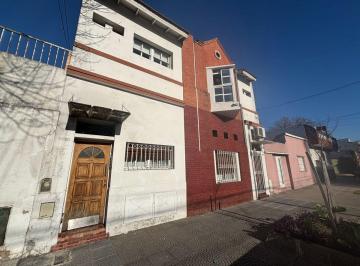 PH de 2 ambientes, Liniers · Venta PH con Terraza