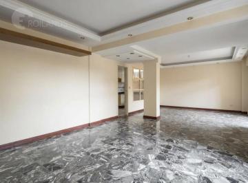 Departamento · 148m² · 5 Ambientes · 1 Cochera · Venta Departamento 5 Ambientes con Dependencia, Villa del Parque