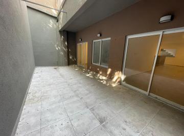 PH · 65m² · 3 Ambientes · PH 3 Amb con Gran Patio. Bajas Expensas