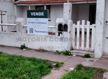 Casa · 370m² · 3 Ambientes · 1 Cochera · Venta | Casa a Demoler | Zona Funes y San Lorenzo