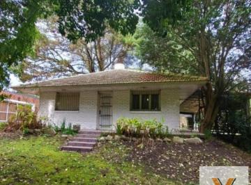 Casa · 300m² · 4 Ambientes · Casa en Venta - 2 Dorm. 3 Baños - Sierra de Los Padres