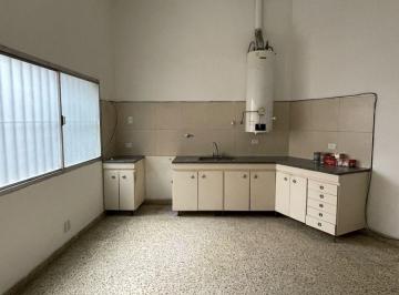PH de 3 ambientes, Avellaneda · Alquiler PH 3 Amb. con Patio y Terraza, Piñeyro, Avellaneda.