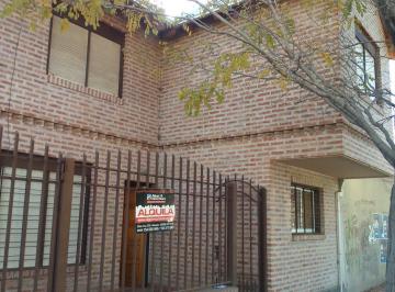 Casa · 70m² · 3 Ambientes · 1 Cochera · Duplex en Alquiler Dos Dorm. - Barrio San Pablo