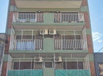 Departamento · 70m² · 3 Ambientes · Venta Parque Patricios Departamento 3 Ambientes