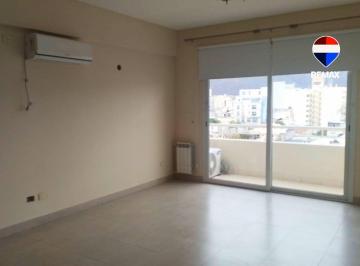Departamento · 77m² · 4 Ambientes · Departamento Amplio en Alquiler Macrocentro 2 Dorm