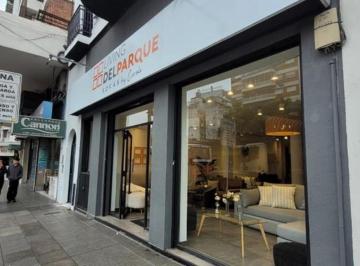 Local comercial · 250m² · Belgrano, Local Comercial Al Frente. Sobr Av Cabildo, Excelente Ubicacion, Deposito