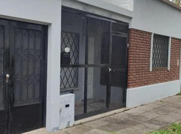 Casa · 90m² · 3 Ambientes · 1 Cochera · Casa en Venta - 2 Dorm. 1 Baño - José C. Paz