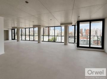 Oficina comercial · 371m² · 2 Cocheras · Oficina en Alquiler en Belgrano Pasante. Seguridad. Balcon. 2 Cocheras