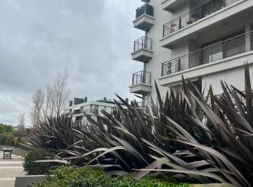 Departamento de 1 ambiente, San Isidro · Arboris Studio con Divisor Contrafrente Mucha Luz
